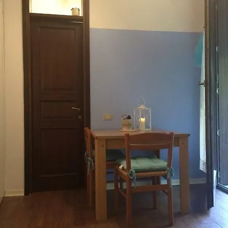 Casa Elena Daire Introbio